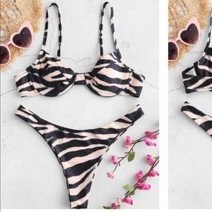 Zebra bikini